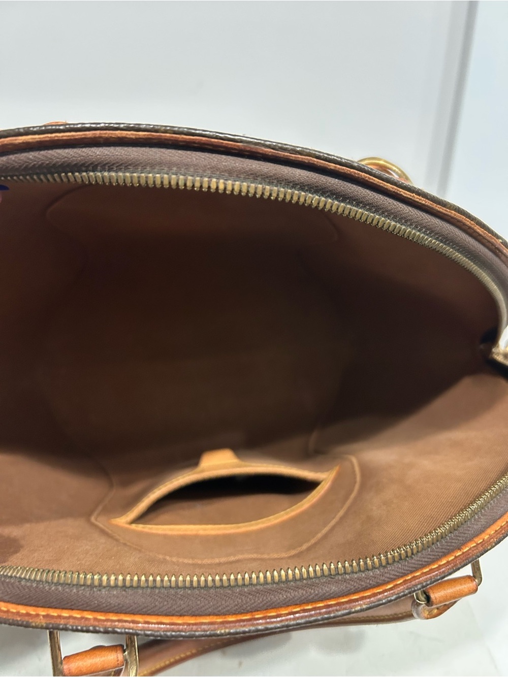Louis Vuitton Monogram Brown Ellipse Satchel with Vachetta Trim - Picture 4 of 12